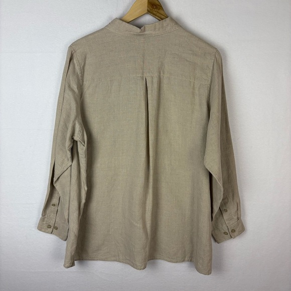L.L. Bean Beige Tan 100% Linen Button Down Shirt - Picture 2 of 5
